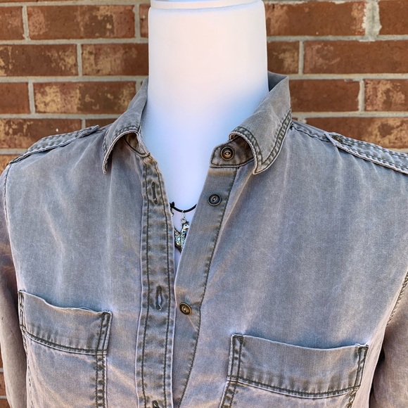 [SALE] express faded wash boyfriend button up - Picture 2 of 7